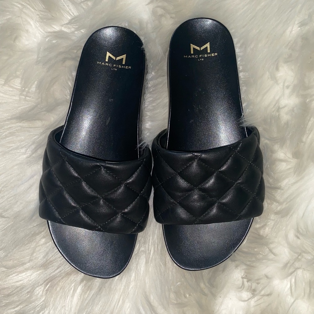Black Marc Fisher sandals